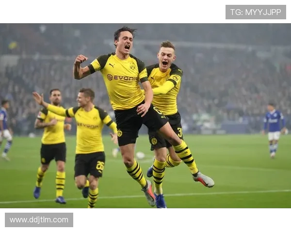 全球足球联赛新格局:各大顶级联赛竞争力对比与未来发展趋势分析